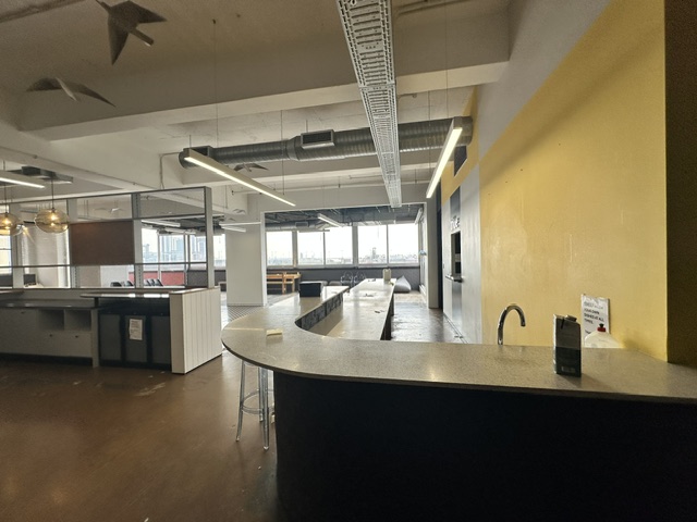 To Let Commercial Property for Rent in Woodstock Western Cape